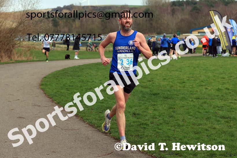Senior and Veteran Men in the 2024 NECAA Road Relays Champs., Hetton Lyons Country Park, Hetton le Hole, County Durham. Photo: David T. Hewitson/Sports for All Pics
